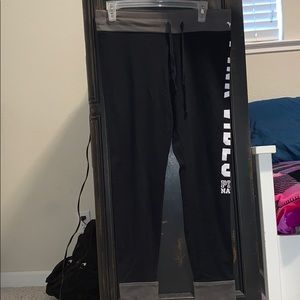 Leggings / Yoga Pants